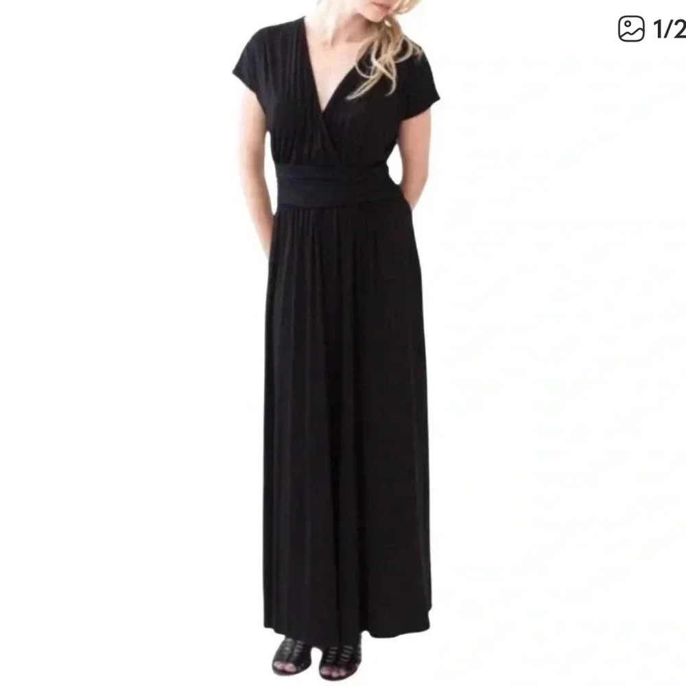 🕶️Agnes & Dora Sleeveless Maxi Dress Deep V-Neck Ruched Waist Black Size L